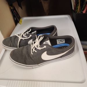 Nike SB Portmore II solar canvas  sneakers